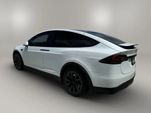 Used 2022 Tesla Model X AWD/4WD image 2