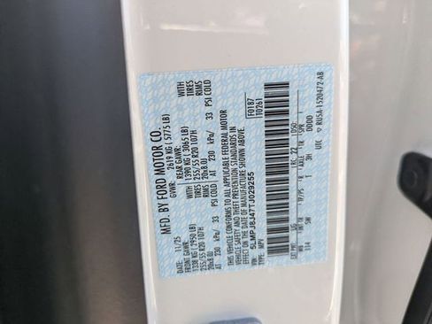 New 2026 Lincoln Nautilus Premier image 12