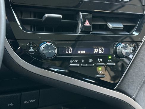 Used 2023 Toyota Camry XLE w/ Navigation Package FWD image 29
