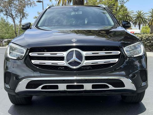 Used 2020 Mercedes-Benz GLC 300 4MATIC w/ Premium Package image 51