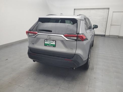 Used 2021 Toyota RAV4 LE FWD image 7