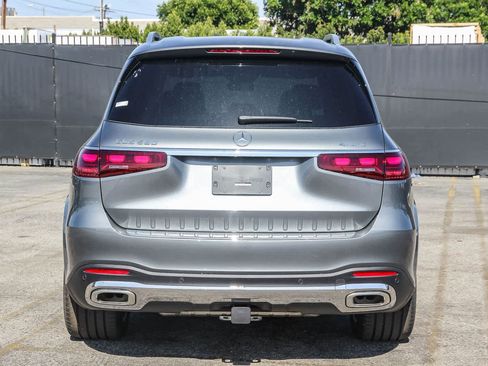 New 2026 Mercedes-Benz GLS 580 4MATIC image 5