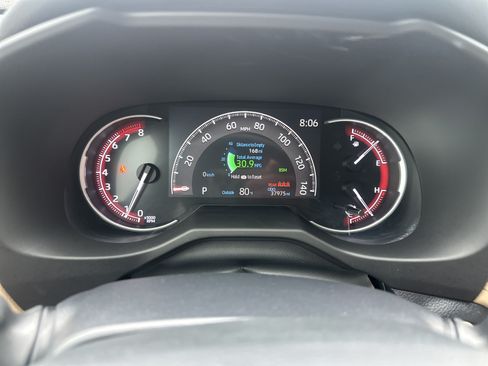 Used 2023 Toyota RAV4 XLE AWD/4WD image 17
