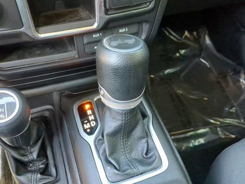 Used 2021 Jeep Wrangler Unlimited Sport image 27