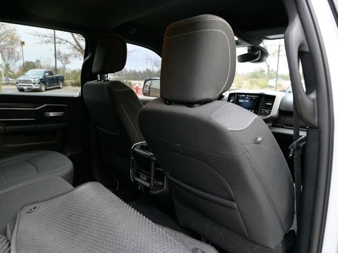 Used 2022 RAM 2500 Big Horn w/ Level C Equiment Group image 47