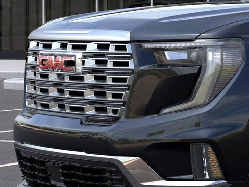 New 2026 GMC Acadia Denali w/ Super Cruise Package image 13