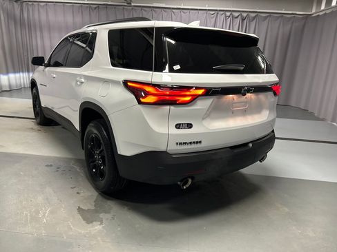 Used 2023 Chevrolet Traverse LS w/ Midnight/Sport Edition image 5