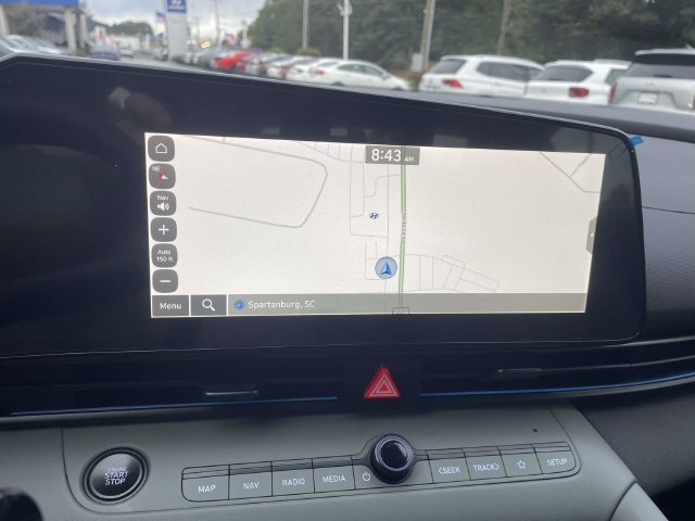 Used 2025 Hyundai Elantra Limited FWD image 27
