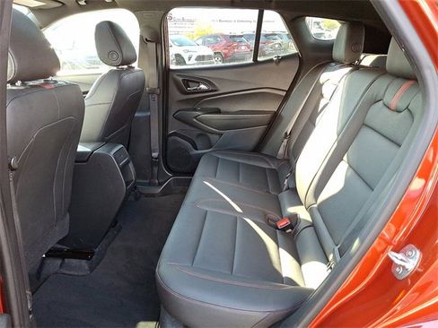 Certified 2024 Chevrolet Trax RS w/ Sunroof Package image 10