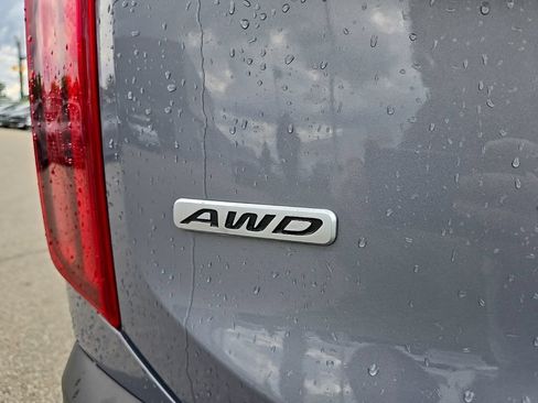 Used 2021 Kia Telluride LX AWD/4WD image 5