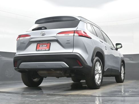 Used 2024 Toyota Corolla Cross LE image 29