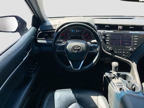 Used 2020 Toyota Camry XSE FWD image 22