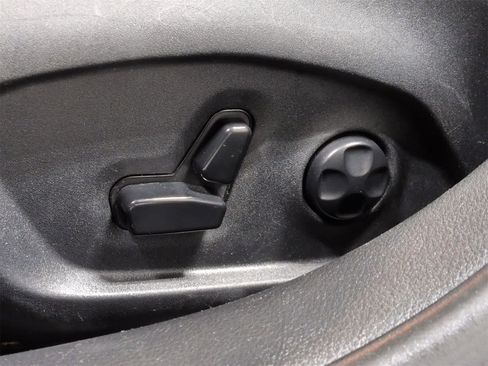 Certified 2019 Jeep Compass Latitude w/ Popular Equipment Group image 18