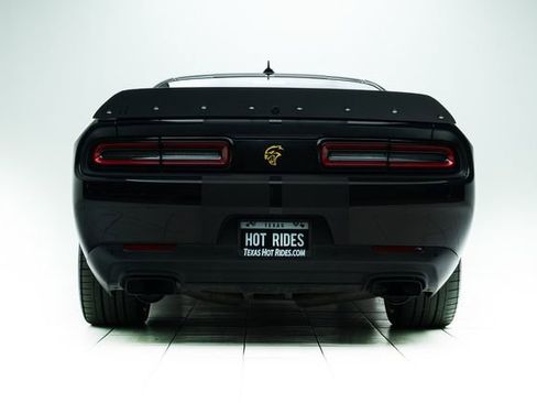 Used 2016 Dodge Challenger SRT Hellcat image 16