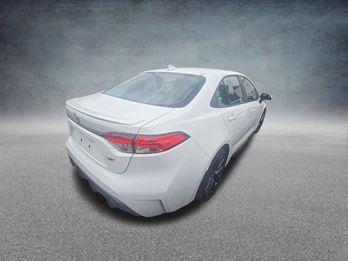 Used 2025 Toyota Corolla SE FWD image 9