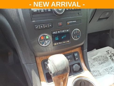 Used 2008 Buick Enclave CX FWD image 23