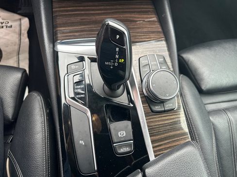 Used 2018 BMW 530i xDrive w/ Premium Package AWD/4WD image 23