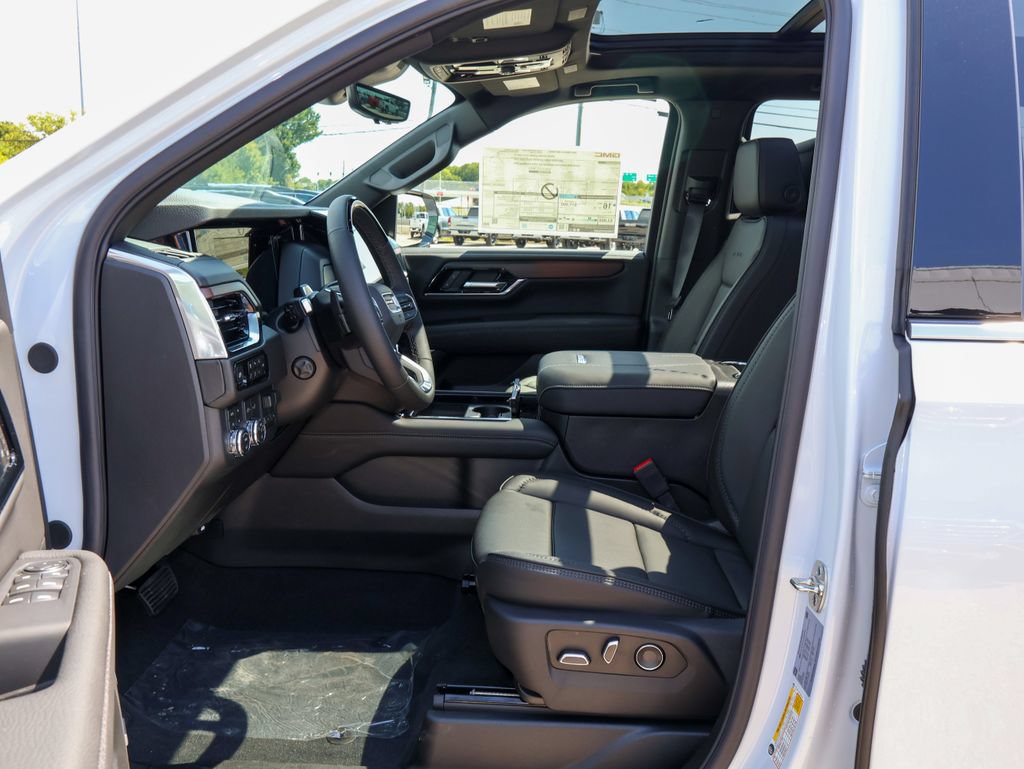 New 2026 GMC Yukon XL Denali w/ Denali Reserve Package AWD/4WD image 11