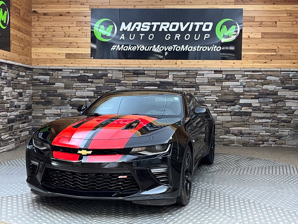 Used 2016 Chevrolet Camaro SS RWD image 6
