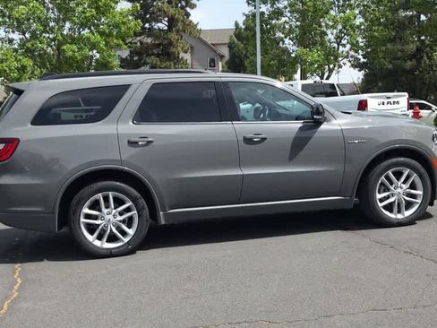 Used 2025 Dodge Durango R/T AWD/4WD image 9