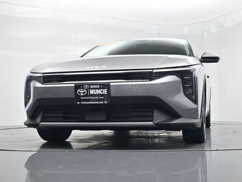 Used 2025 Kia K4 EX FWD image 44