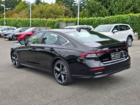 Used 2024 Honda Accord Sport image 5