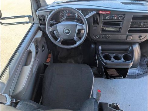 Used 2015 Chevrolet Express 3500 w/ Shuttle Bus Package RWD image 18