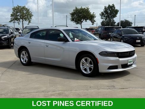 Used 2023 Dodge Charger SXT RWD image 9