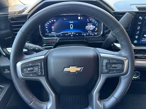 Used 2023 Chevrolet Silverado 1500 LT AWD/4WD image 22