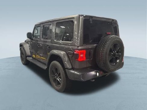 Used 2021 Jeep Wrangler Unlimited Sahara AWD/4WD image 14