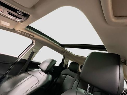 New 2026 Kia Sportage EX image 21