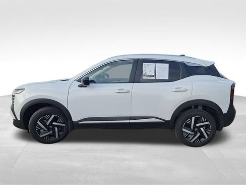 Certified 2026 Nissan Kicks SV w/ SV Premium Package FWD image 5