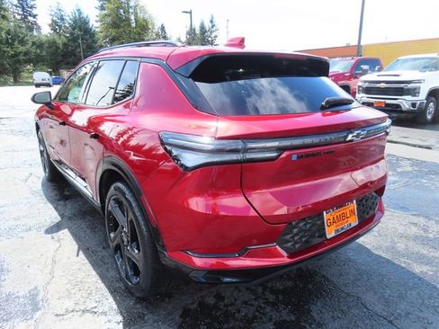 Used 2025 Chevrolet Equinox EV RS w/ Convenience Package II AWD/4WD image 5
