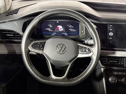 Used 2022 Volkswagen Taos SEL AWD/4WD image 13