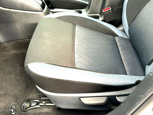 Used 2024 Nissan Versa SV image 15