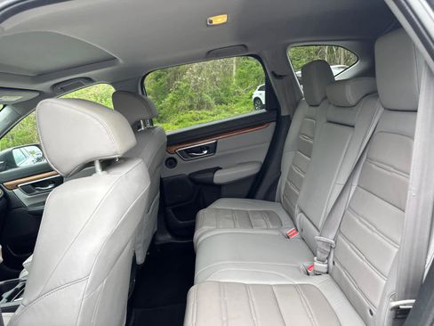 Used 2018 Honda CR-V Touring image 29