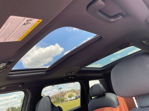 New 2027 Kia Telluride SX FWD image 10