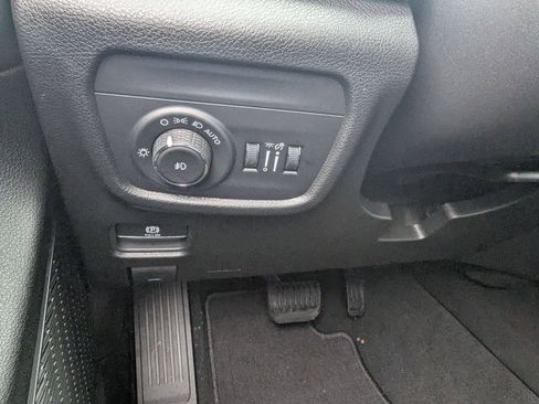 New 2026 Jeep Grand Cherokee Limited RWD image 23