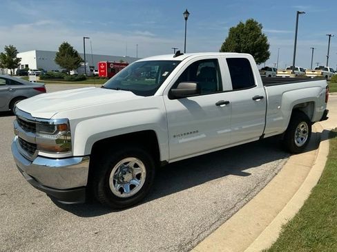 Used 2018 Chevrolet Silverado 1500 LS w/ Trailering Package RWD image 3