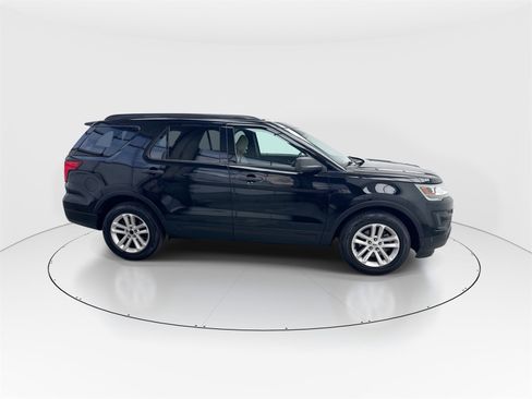 Used 2017 Ford Explorer FWD image 9