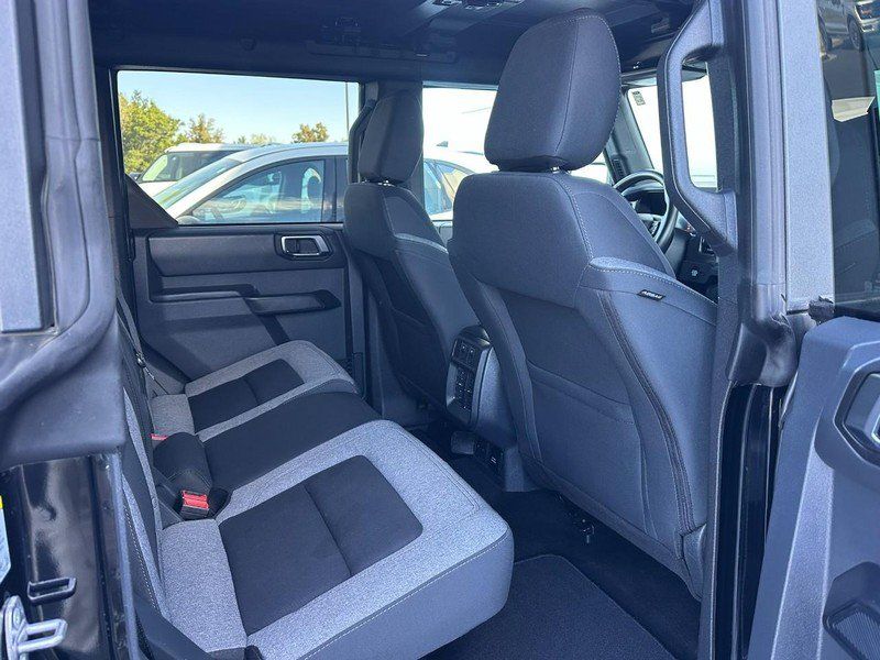 Used 2025 Ford Bronco Big Bend AWD/4WD image 12