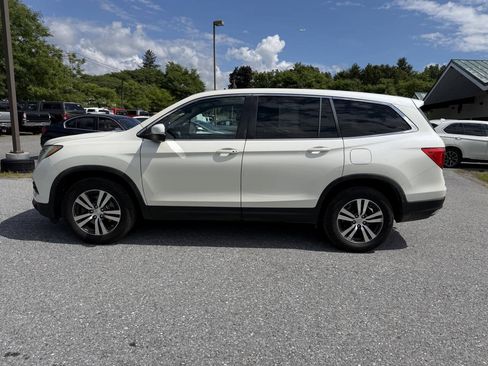 Used 2016 Honda Pilot EX image 2