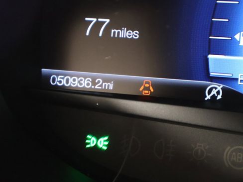 Used 2022 Ford Edge SEL w/ Convenience Package image 37