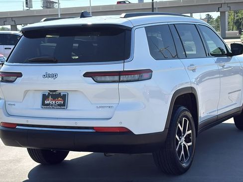 Used 2025 Jeep Grand Cherokee L Limited AWD/4WD image 5