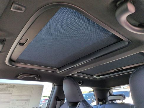 New 2026 MINI Cooper 2-Door Hardtop FWD image 13