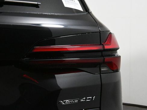 Used 2026 BMW X5 xDrive40i w/ M Sport Package image 13