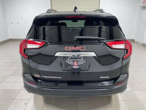 Used 2023 GMC Terrain SLE w/ Driver Convenience Package AWD/4WD image 5