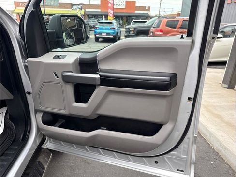 Used 2016 Ford F150 XLT AWD/4WD image 7