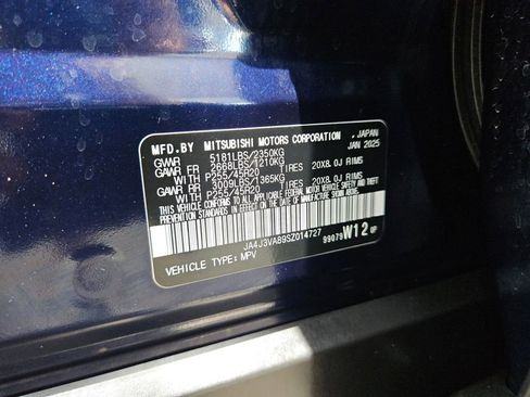 Used 2025 Mitsubishi Outlander SE FWD image 30