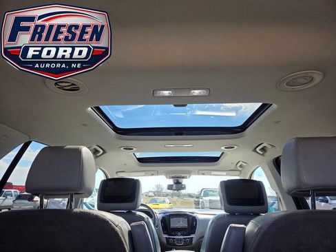 Used 2019 Chevrolet Traverse Premier AWD/4WD image 30